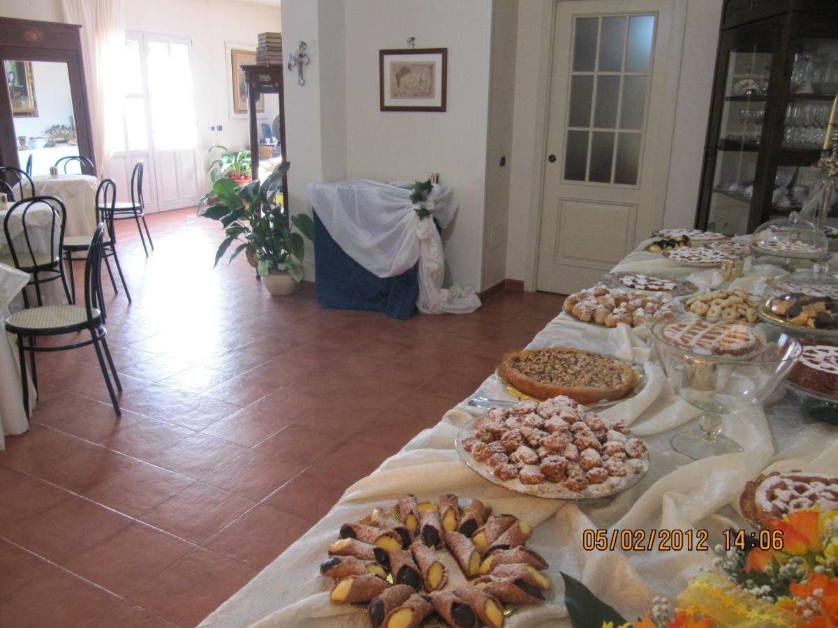 B&B Macchia D'Olmo Capaccio Bagian luar foto