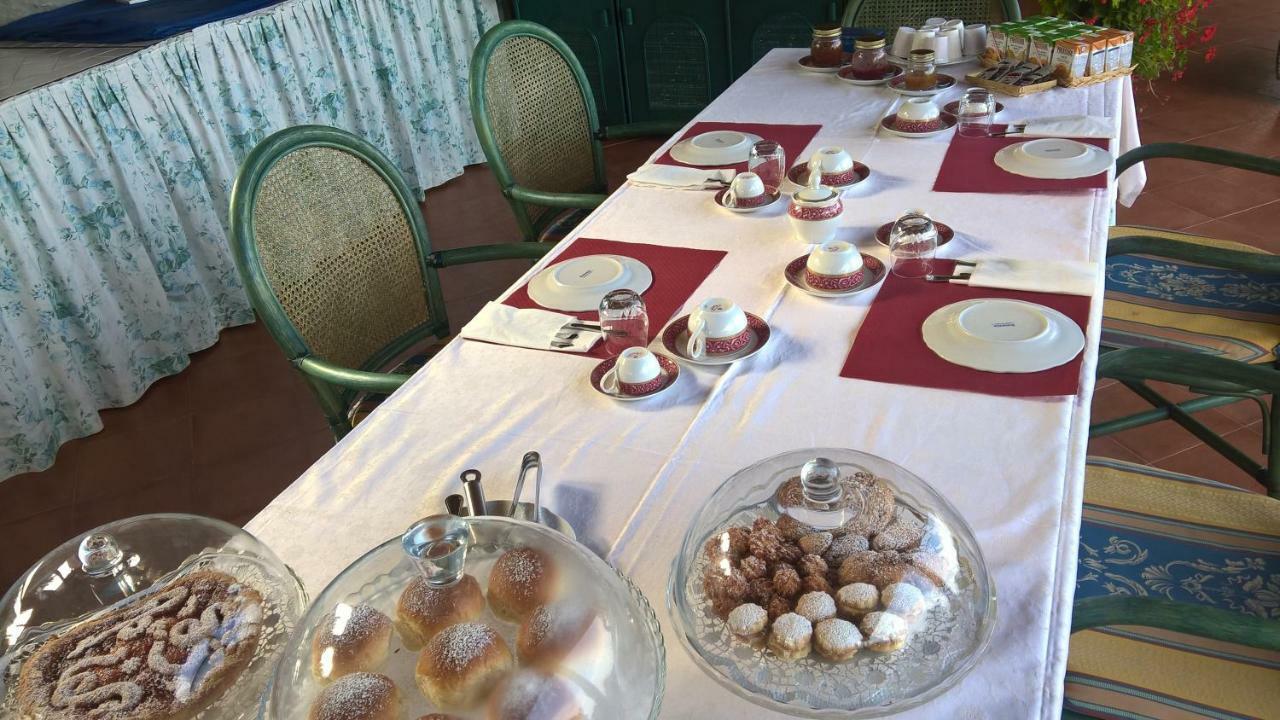 B&B Macchia D'Olmo Capaccio Bagian luar foto